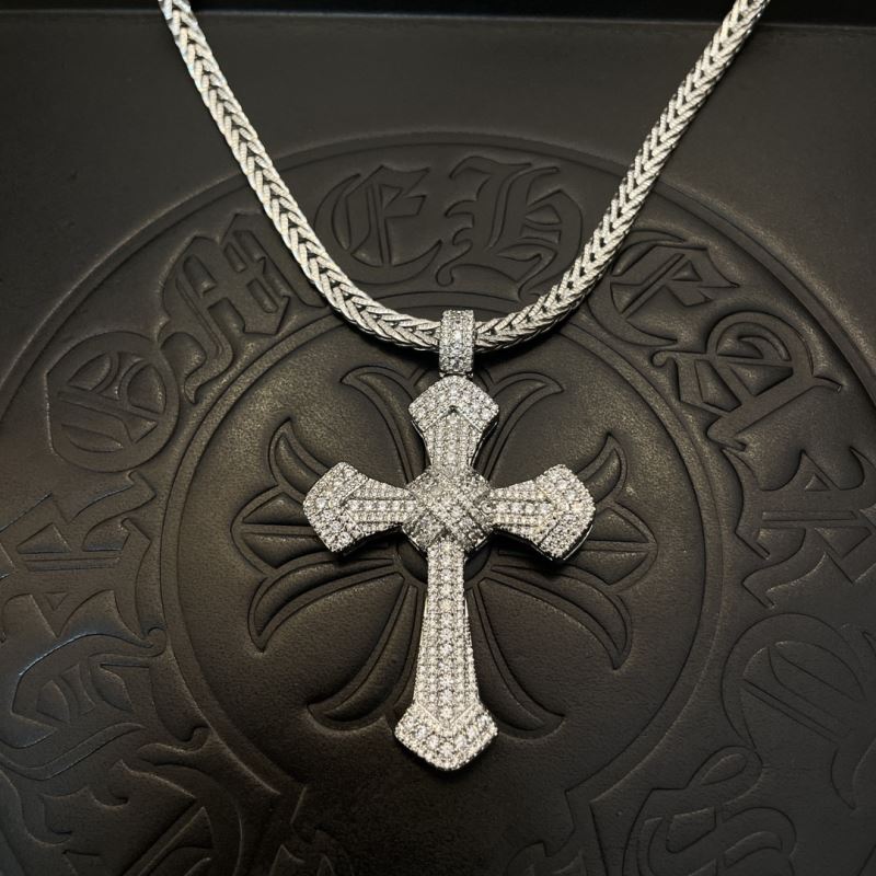Ch*0me He**ts necklaces